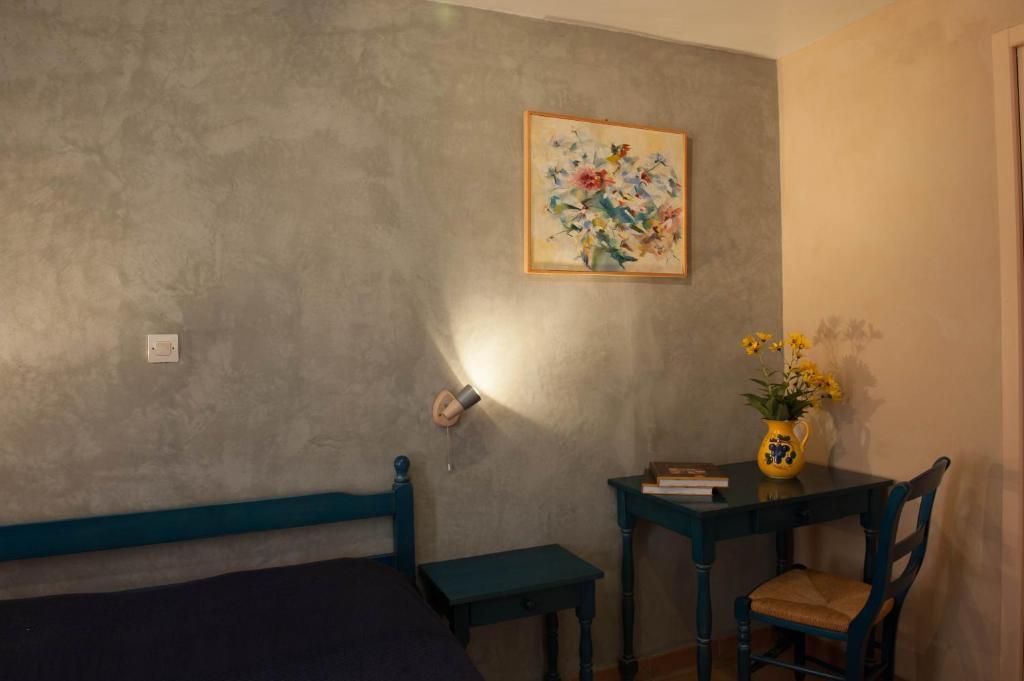 Hotel Domaine Bellelauze Bouriège Zimmer foto